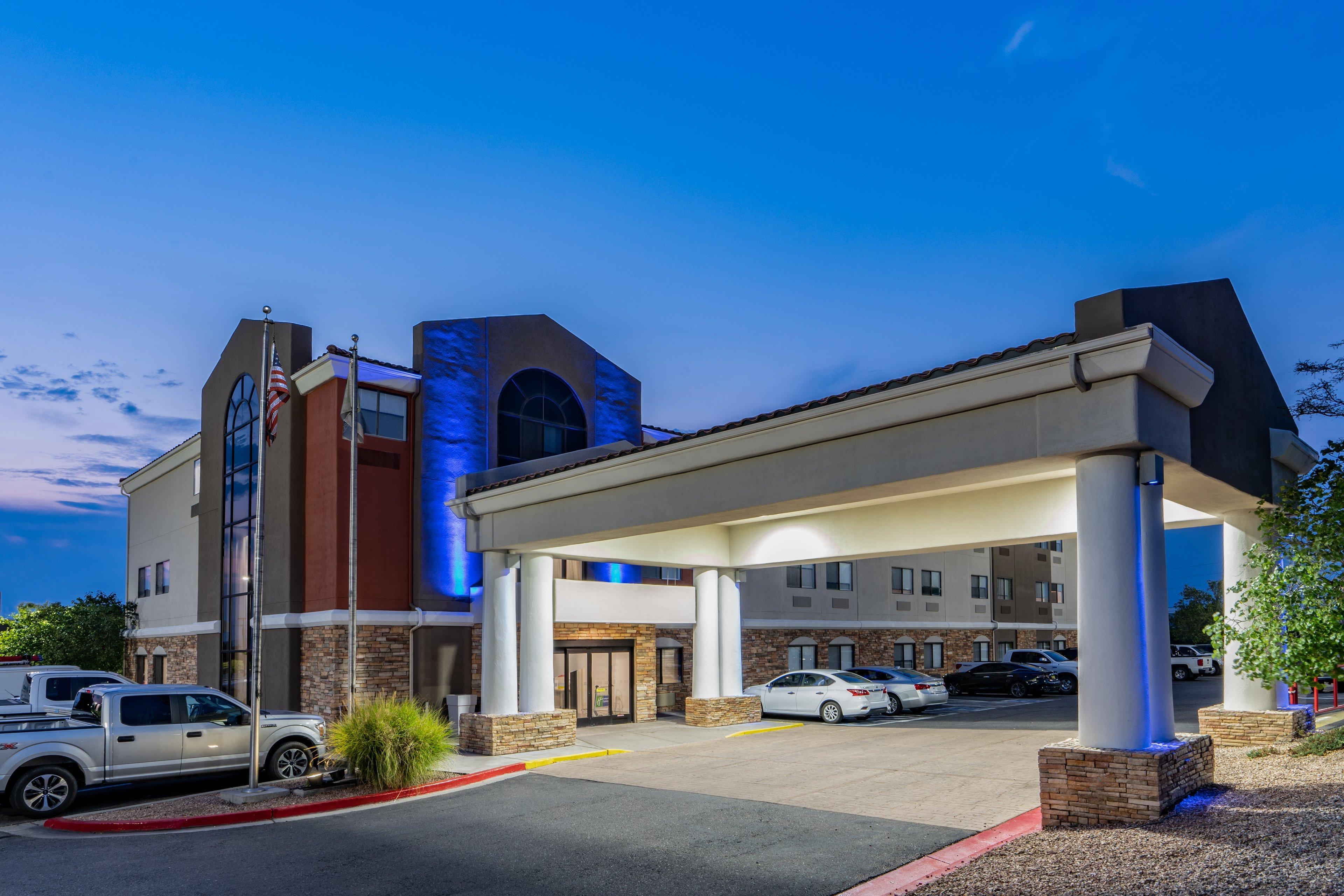Holiday Inn Express Hotel & Suites Albuquerque - North Balloon Fiesta Park By Ihg מראה חיצוני תמונה